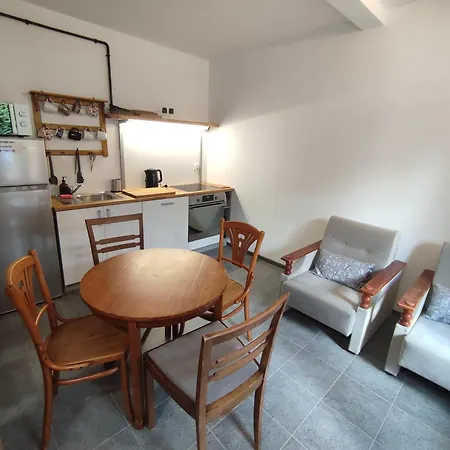 Apartament Trafo Base Camp
