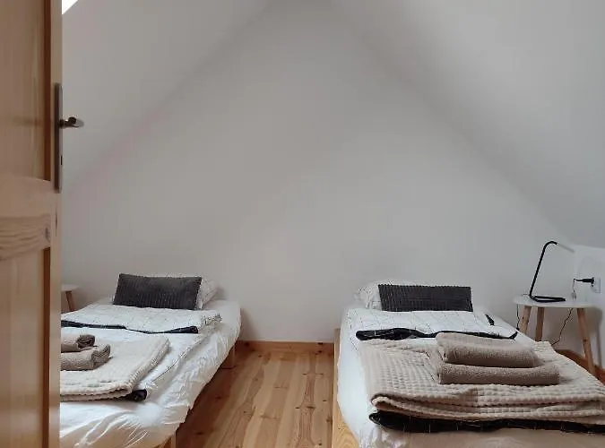 Trafo Base Camp Apartment Rzedkowice